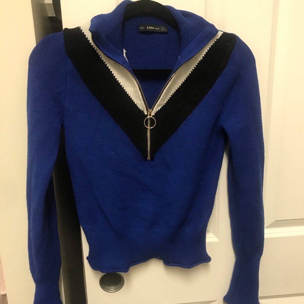 Sweater - Picture 2 of 6